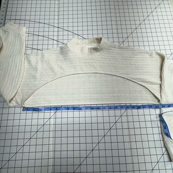 Sugar Moon Ivory / Cream Mock Neck Crop Sweater Women XL - Picture 5 of 5